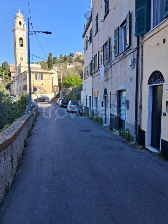 monolocale in vendita a Genova in zona Apparizione