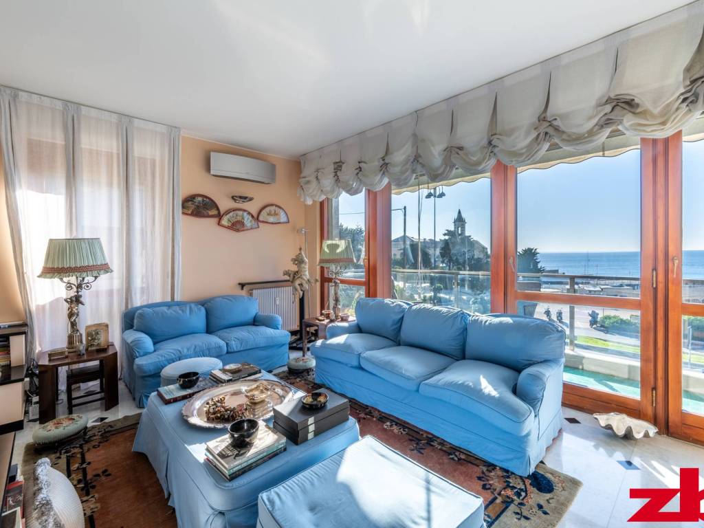 appartamento in vendita a Genova in zona Albaro