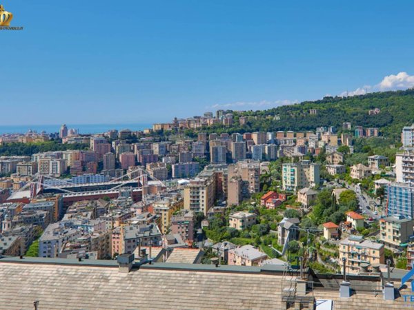 appartamento in vendita a Genova in zona Quezzi