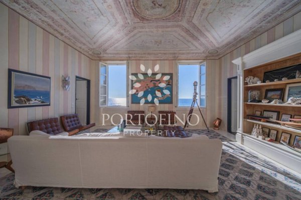 appartamento in vendita a Genova in zona Albaro