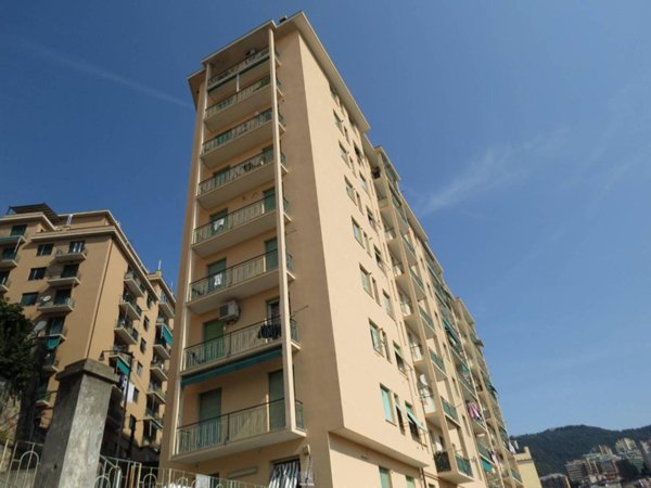 appartamento in vendita a Genova in zona Lagaccio / Granarolo