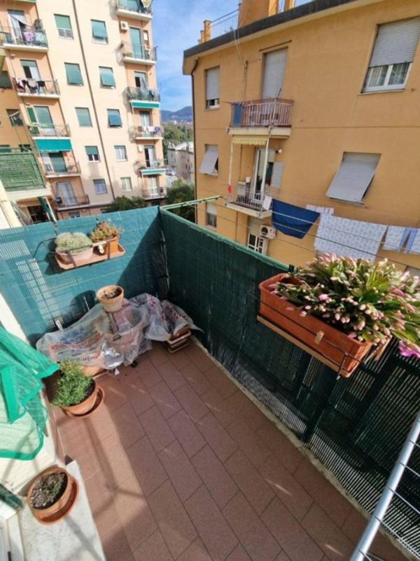 appartamento in vendita a Genova in zona Cornigliano