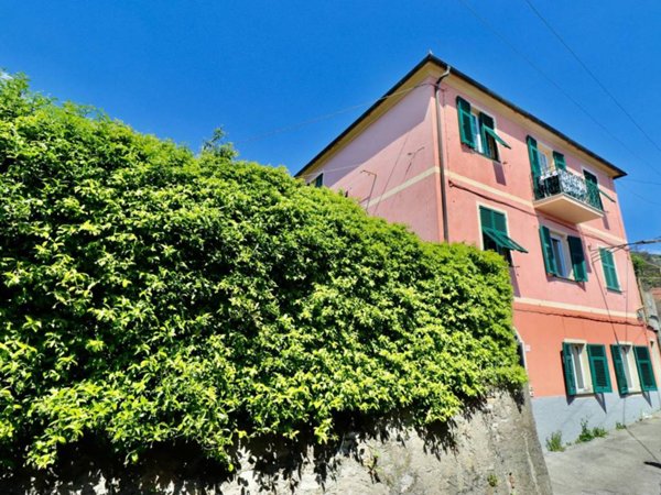 appartamento in vendita a Genova in zona Apparizione