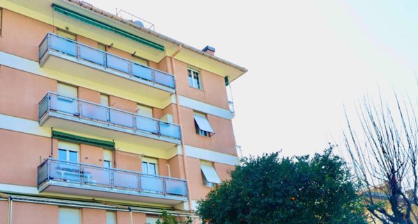 appartamento in vendita a Genova in zona Apparizione