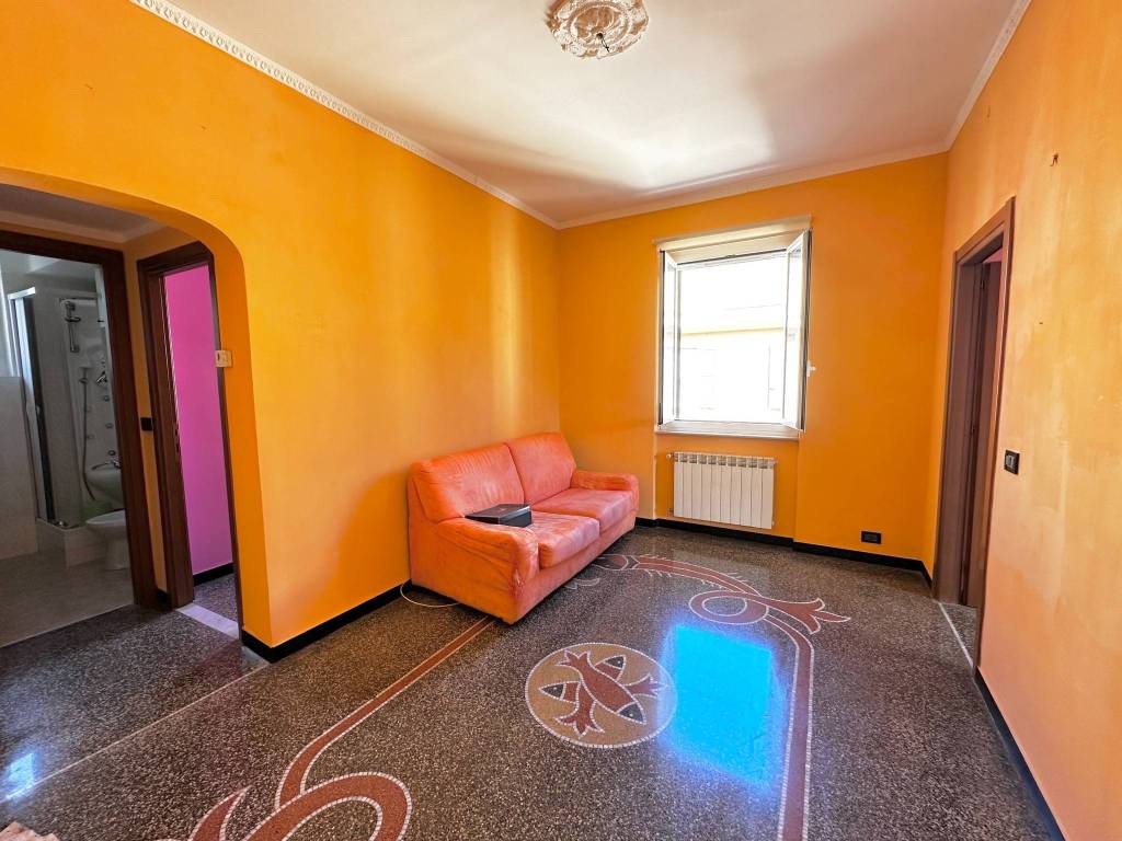 appartamento in vendita a Genova in zona Pontedecimo