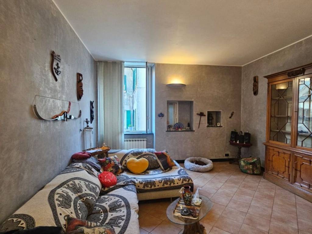 appartamento in vendita a Genova in zona Lagaccio / Granarolo