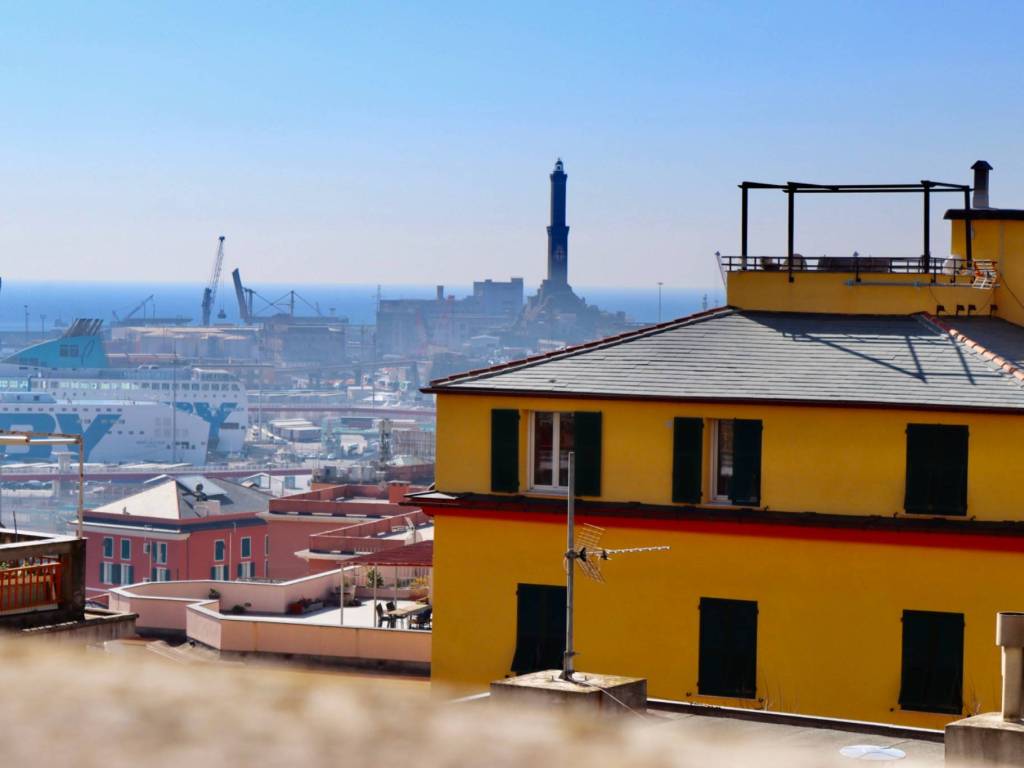 appartamento in vendita a Genova in zona DiNegro