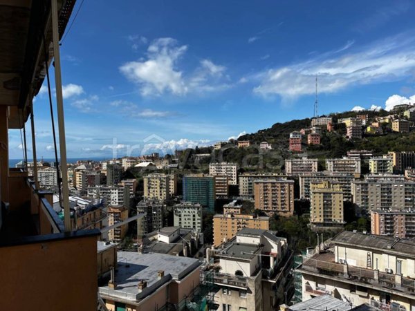 appartamento in vendita a Genova in zona Oregina