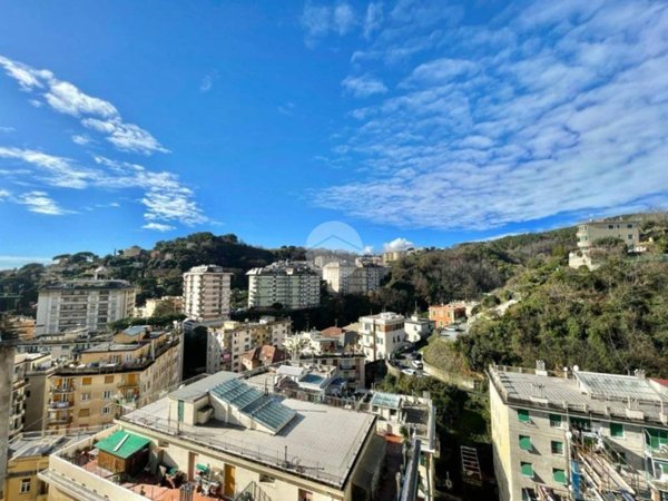 appartamento in vendita a Genova in zona Pegli