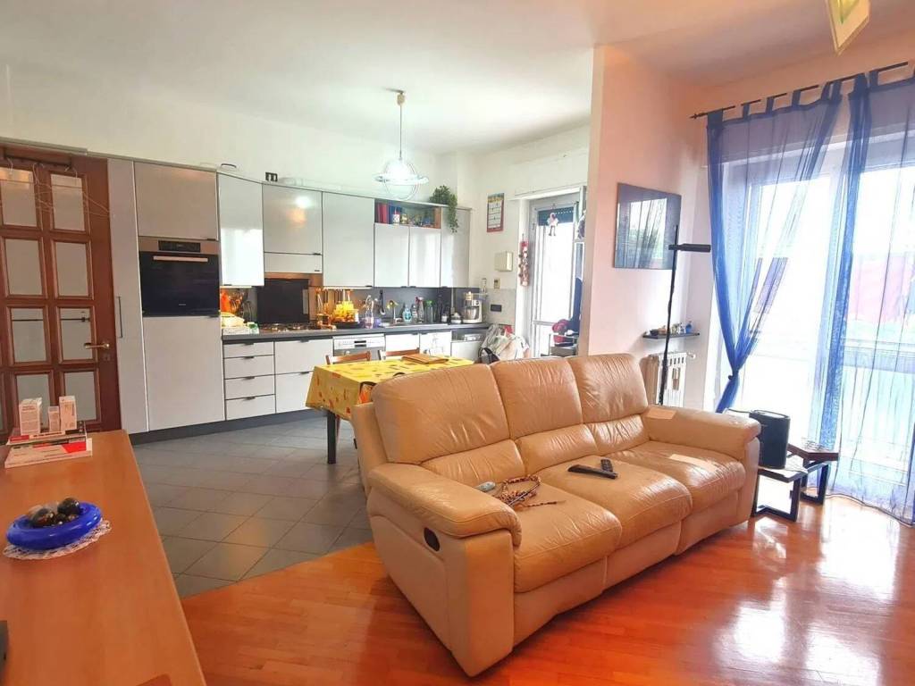 appartamento in vendita a Genova in zona Sampierdarena
