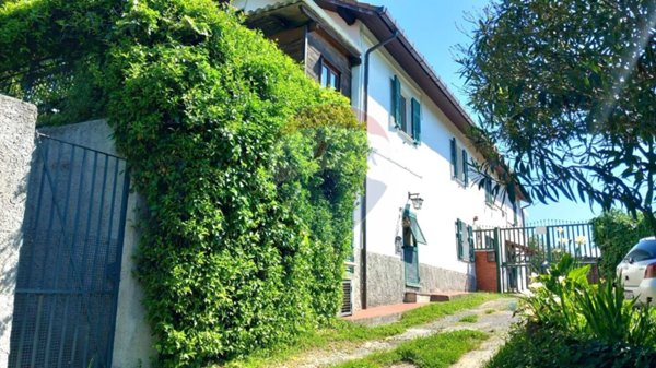 casa indipendente in vendita a Genova in zona Palmaro / Pra'