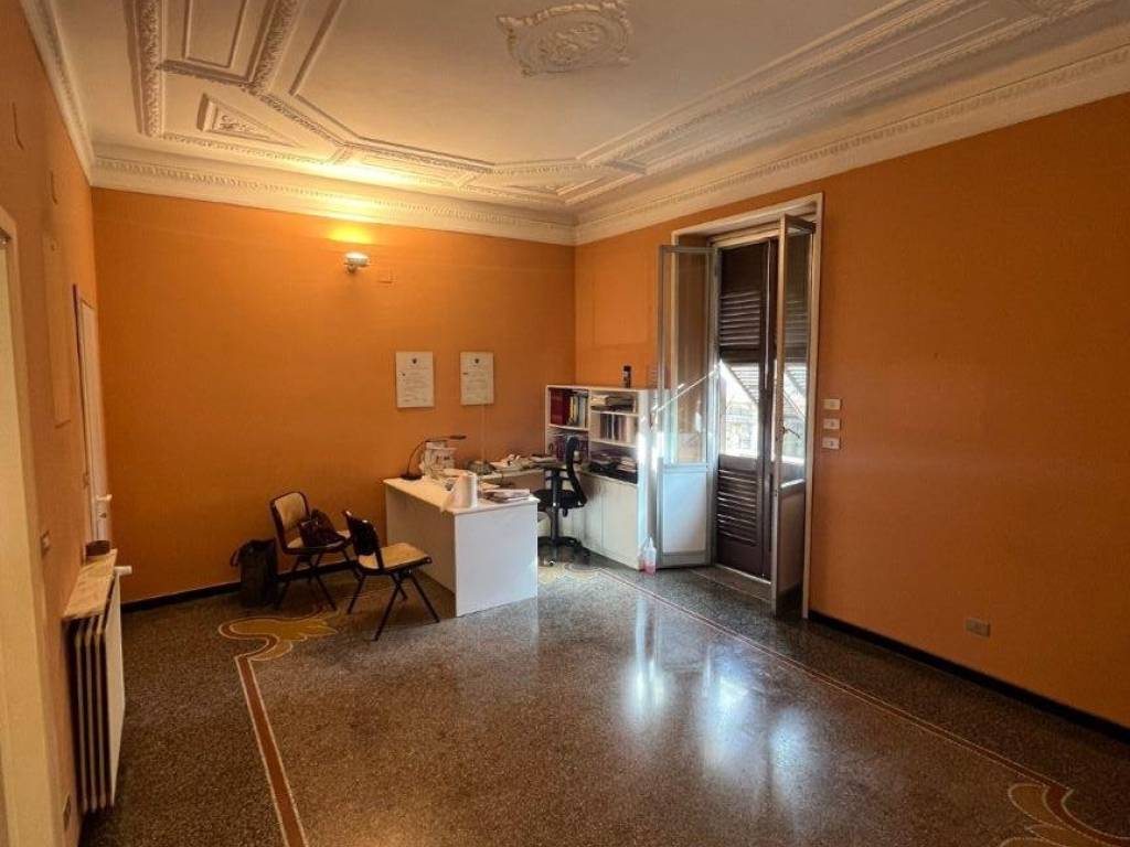 appartamento in vendita a Genova in zona Sampierdarena