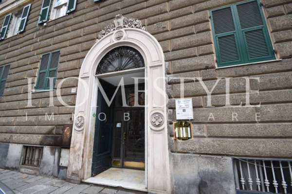 appartamento in vendita a Genova in zona Foce