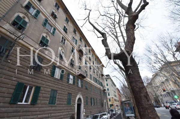 appartamento in vendita a Genova in zona Foce