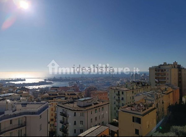 appartamento in vendita a Genova in zona Oregina