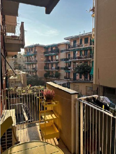 appartamento in vendita a Genova in zona Quinto al Mare