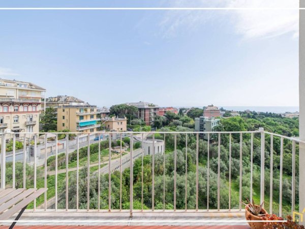 appartamento in vendita a Genova in zona Albaro