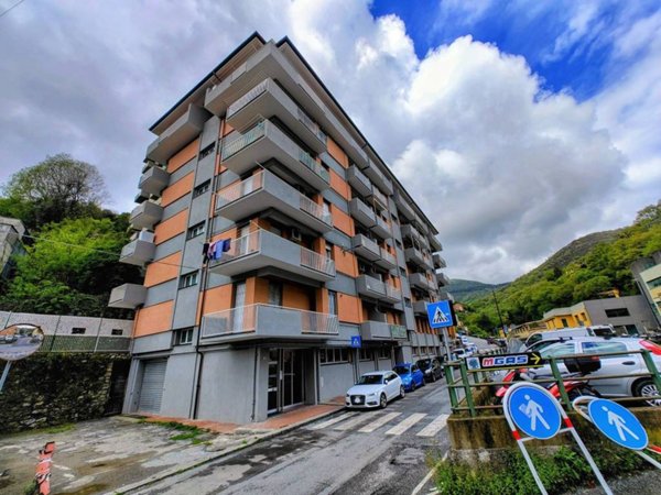 appartamento in vendita a Genova in zona Molassana