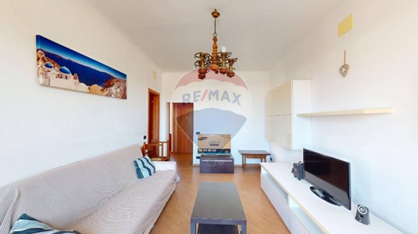 appartamento in vendita a Genova in zona Sestri Ponente