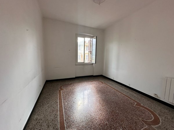 appartamento in vendita a Genova in zona Lagaccio / Granarolo