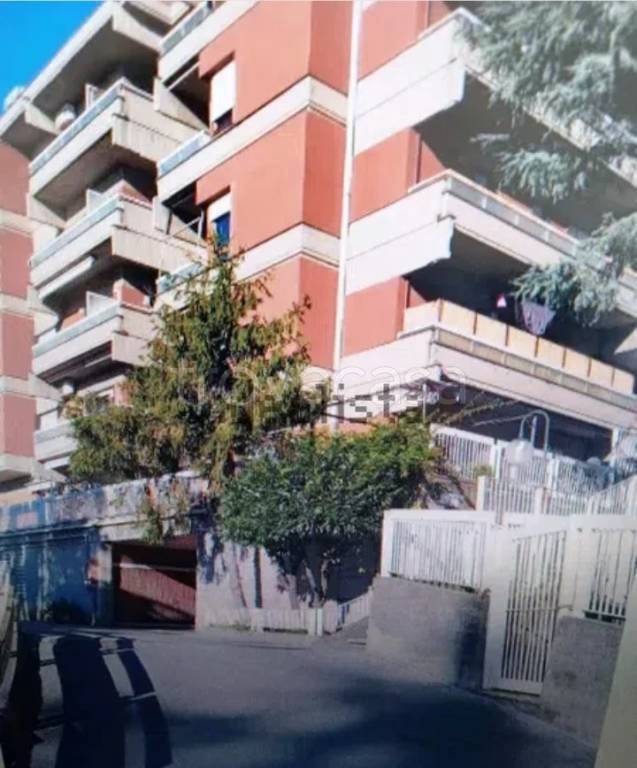 appartamento in vendita a Genova in zona Sestri Ponente