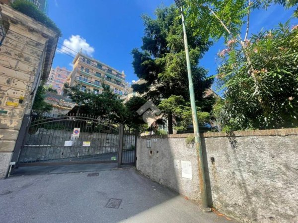 appartamento in vendita a Genova in zona Cornigliano