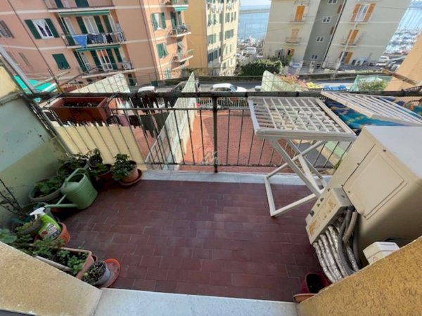 appartamento in vendita a Genova in zona Pegli