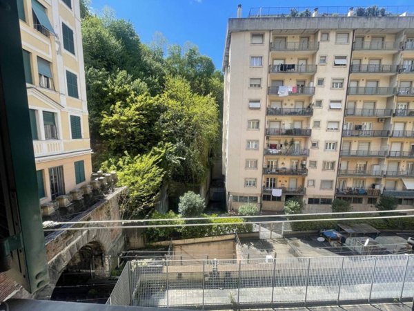 appartamento in vendita a Genova in zona Certosa