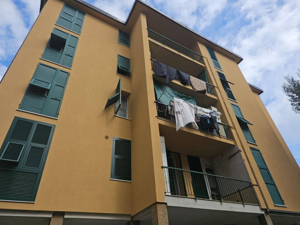 appartamento in vendita a Genova in zona Voltri