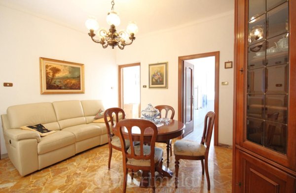appartamento in vendita a Genova in zona Certosa
