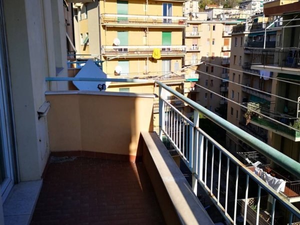 appartamento in vendita a Genova in zona Palmaro / Pra'