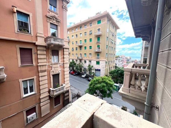 appartamento in vendita a Genova in zona Castelletto