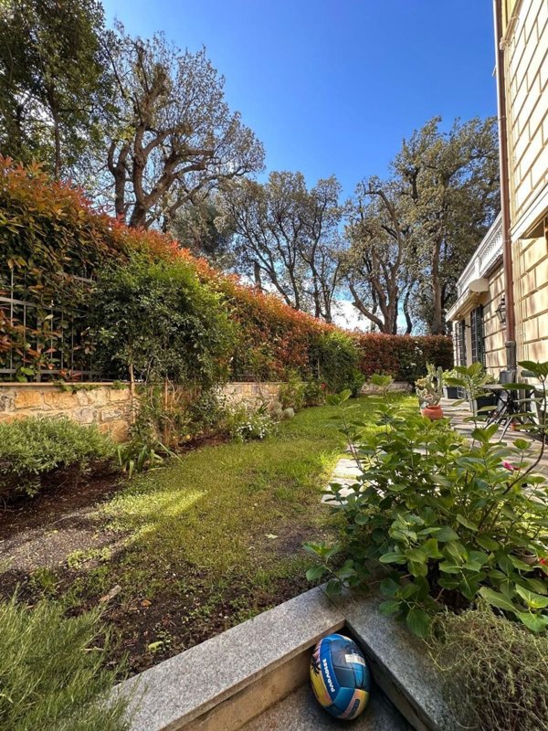 appartamento in vendita a Genova in zona Albaro