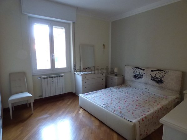 appartamento in vendita a Genova in zona Sestri Ponente