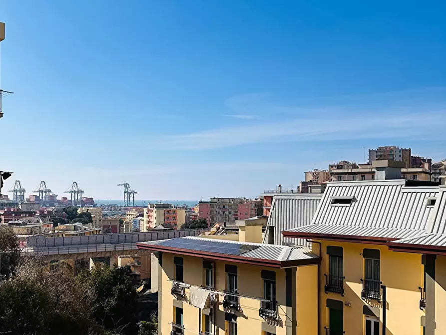 appartamento in vendita a Genova in zona Palmaro / Pra'