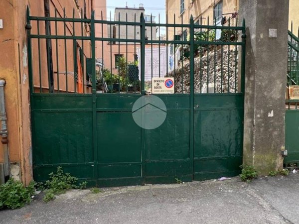 appartamento in vendita a Genova in zona Quezzi