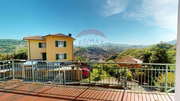 casa indipendente in vendita a Genova in zona Pontedecimo