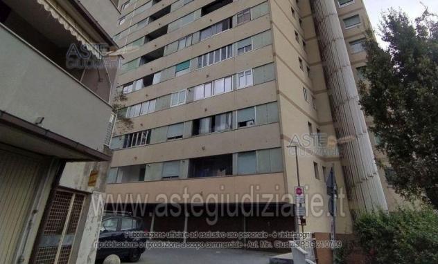 appartamento in vendita a Genova in zona Rivarolo