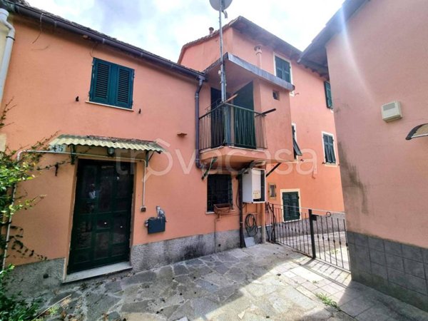 casa indipendente in vendita a Genova in zona Bavari