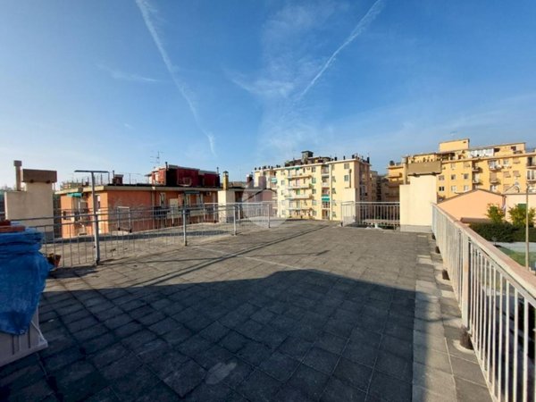 appartamento in vendita a Genova in zona Palmaro / Pra'