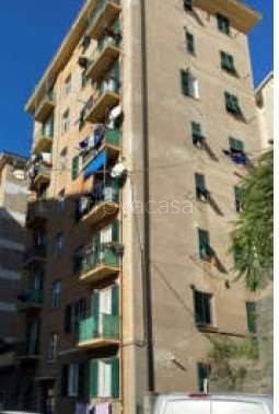 appartamento in vendita a Genova in zona Sampierdarena