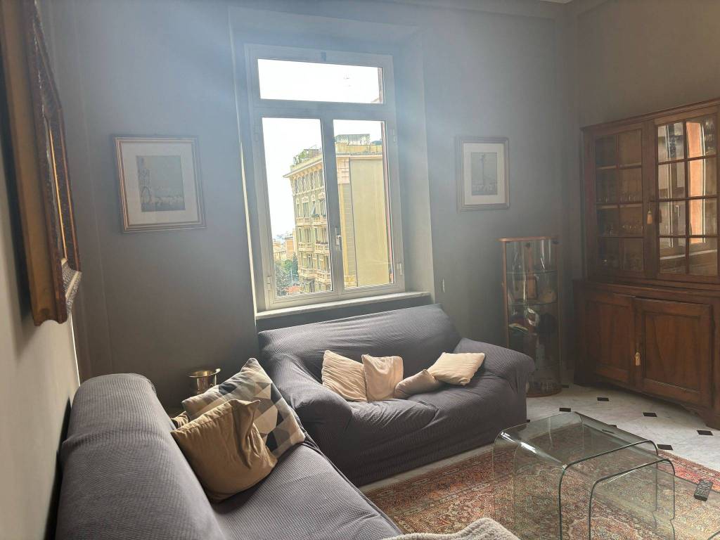 appartamento in vendita a Genova in zona Sampierdarena