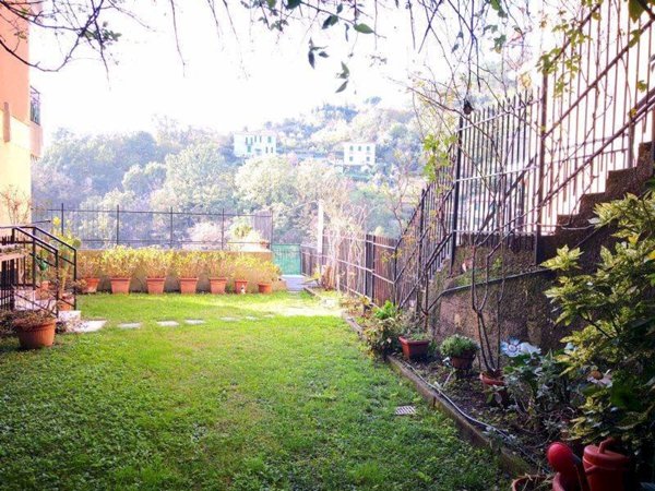 appartamento in vendita a Genova in zona Molassana