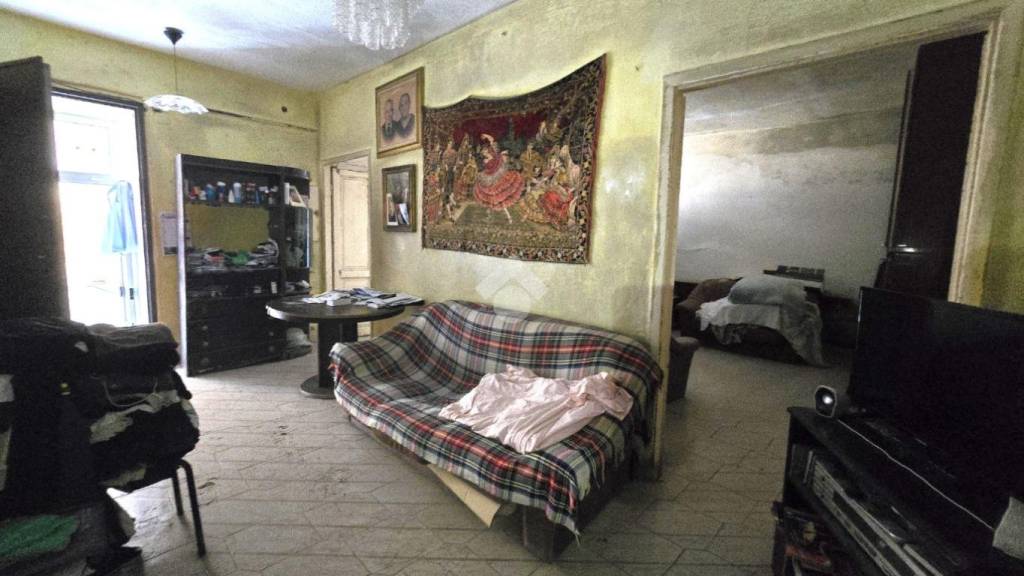appartamento in vendita a Genova in zona Lagaccio / Granarolo