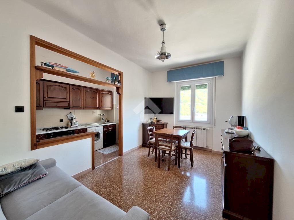 appartamento in vendita a Genova in zona Bolzaneto