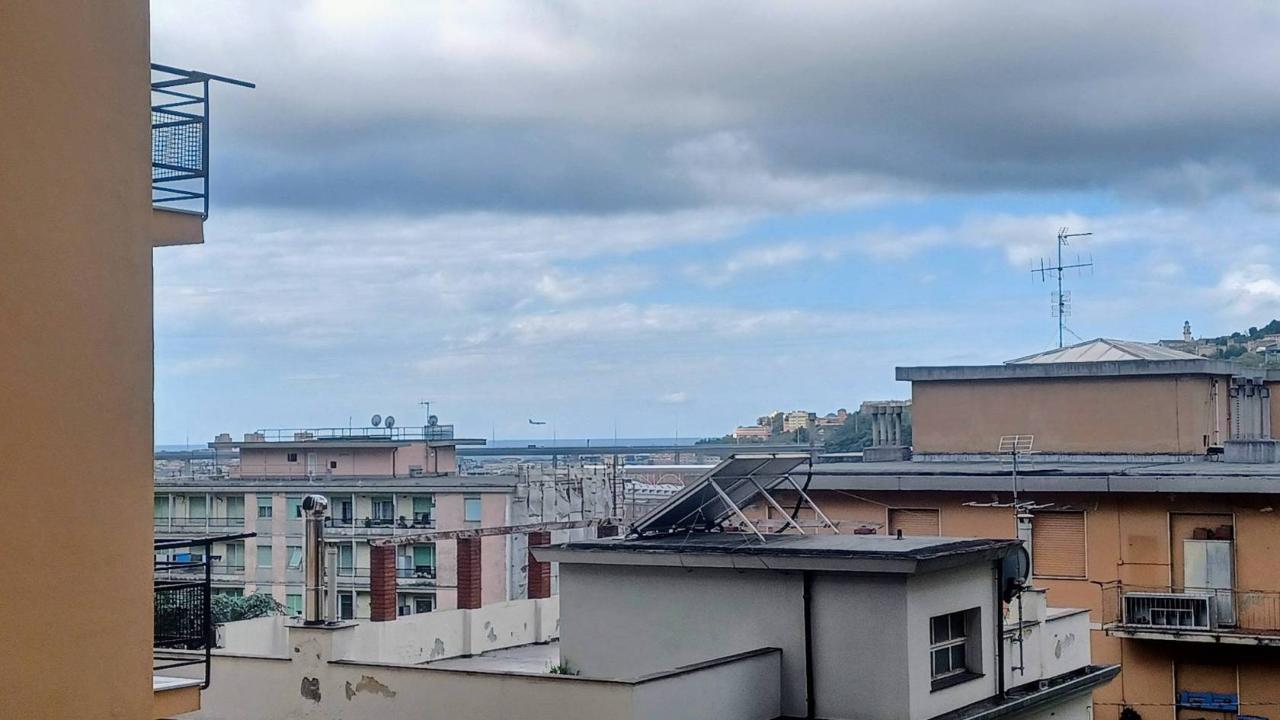 appartamento in vendita a Genova in zona Rivarolo