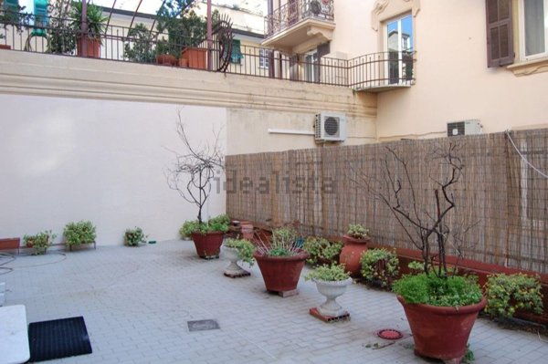 appartamento in vendita a Genova in zona San Vincenzo