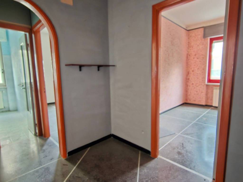 appartamento in vendita a Genova in zona Certosa