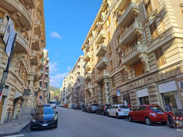 appartamento in vendita a Genova in zona Borzoli