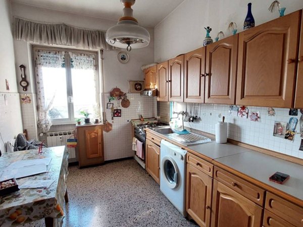 appartamento in vendita a Genova in zona Sampierdarena
